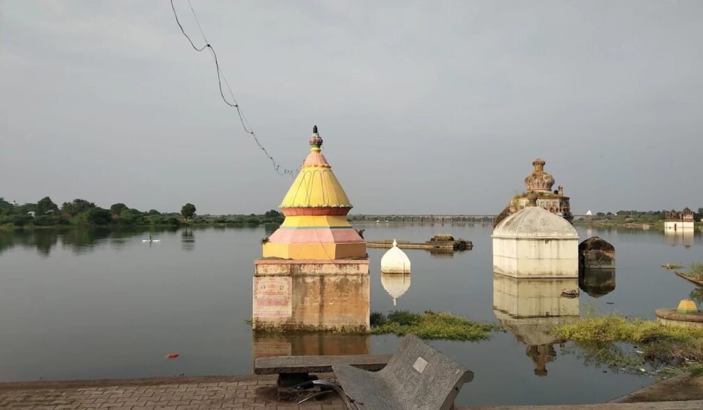 श्री कार्तिक स्वामी तीर्थक्षेत्र पुणतांबा (2)